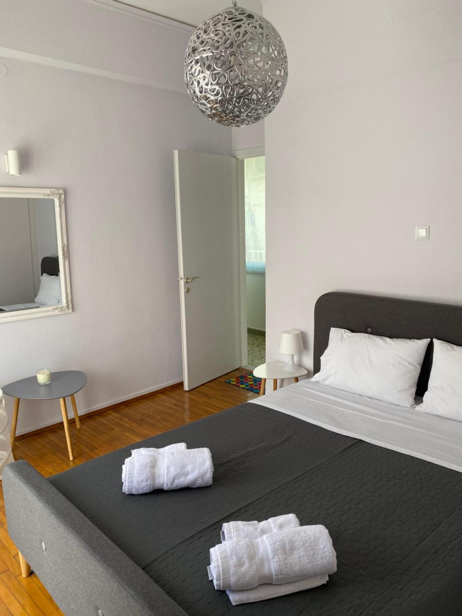 Darsiss - Agrinio Museum Apartment ภายนอก รูปภาพ